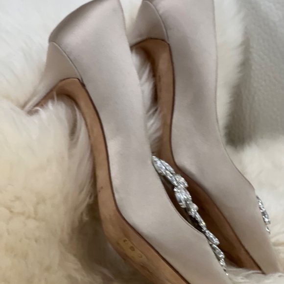 Manolo Blahnik - Picture 4 of 6